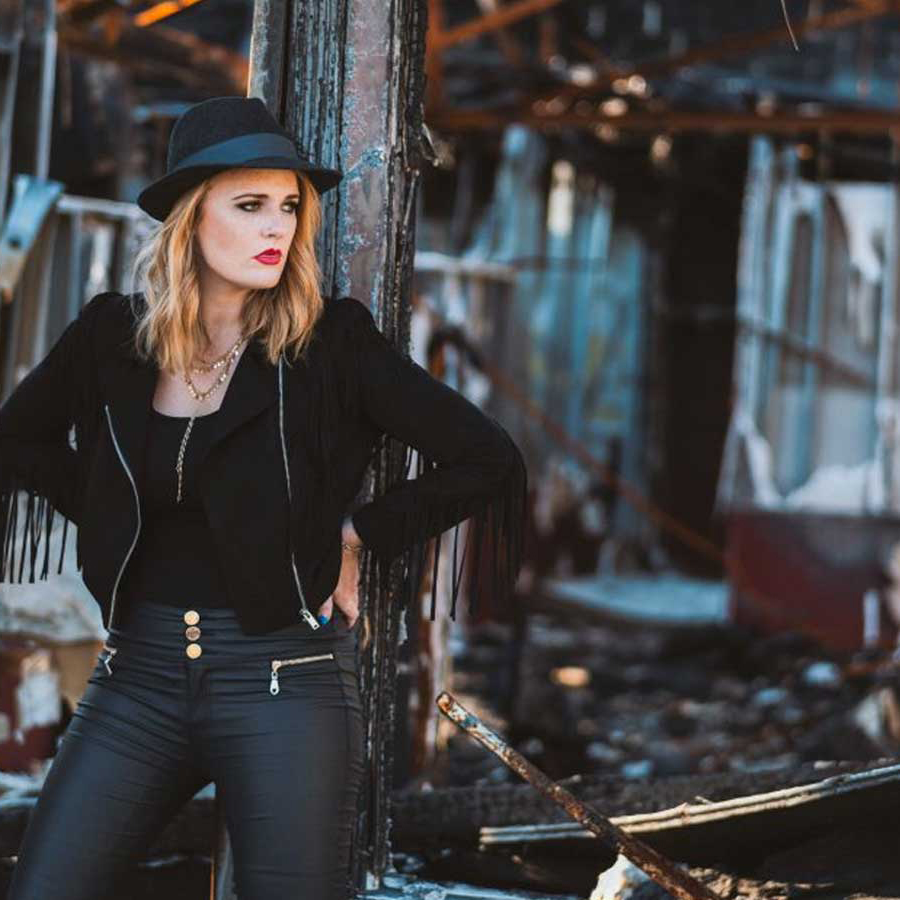 Elles Bailey