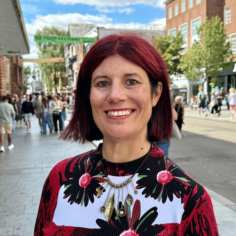 Lucy Findlay